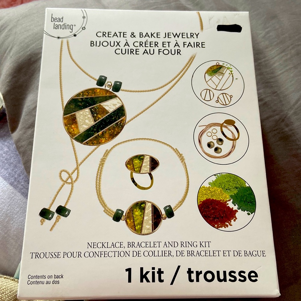 BNIB Beading Landing Create & Bake Jewelry.